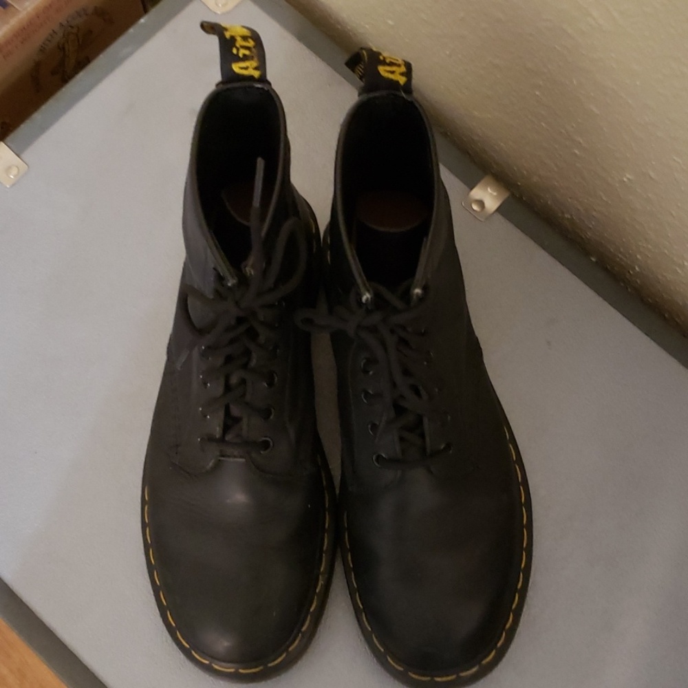 Dr Marten black boots